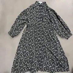 a.v.v 花柄　ワンピース