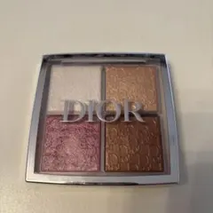Dior バックステージ　フェイスグロウ 001