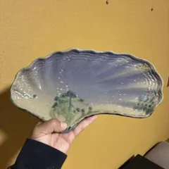 貝殻型陶器皿 青紫色