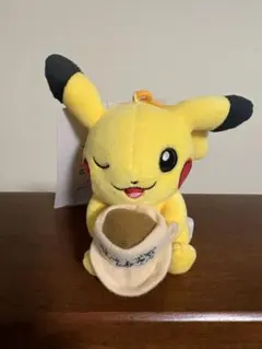 ポケモンセンター シンガポール限定 ピカチュウぬいぐるみ(ドリアン