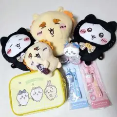 ちいかわ　グッズ　ぬいぐるみ ハンドストラップ ポーチ セット