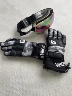 VIBEZ スキーグローブとRed Lewisゴーグルセット