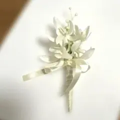 ホワイト ブートニア ウェディング 造花