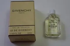 香水 11 GIVENCHY Eau De Toiletteのサムネイル