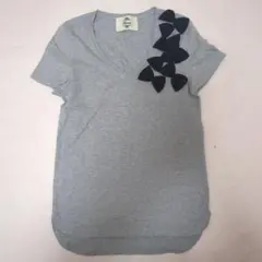 Kaon カオン リボン Vネック Tシャツ グレーのサムネイル