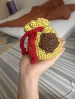 ベル袋風巾着 ハンドメイド 手編み 小物入れ コインケース　アクセサリーポーチ