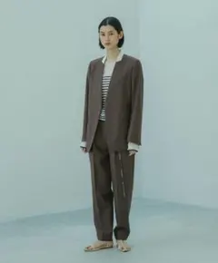 【25SS】TOMORROWLAND .B スラブツイード ボタンレスジャケット 25SS】TOMORROWLAND .B スラブツイード ボタンレスジャケット - メルカリ