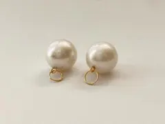 Item thumbnail for item 015c707f-2223-4ed3-ac9a-67028e38e26a