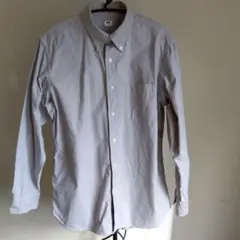 ユニクロボタンダウンシャツ