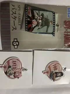 SPY×FAMILY ヨル アーニャ アクリルキーホルダー＆パスケースセット