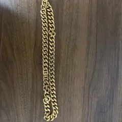 海外風ゴールドチェーンのサムネイル