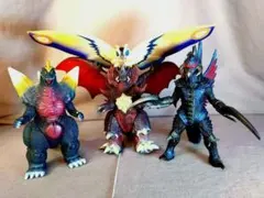 デストロイア / スペースゴジラ / ガイガン2005 / モスラ　ソフビ４体