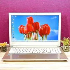 美品✨ⅰ7✨SSD512GBで快適✨おしゃれゴールド❣フルHD 薄型 カメラ