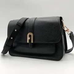 現行！極美品✨ FURLA ソフィア グレイニー ショルダーバッグ 黒 レザー