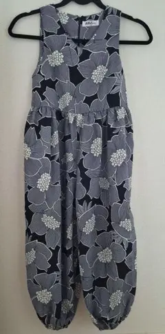 【新品】フラワープリント ノースリーブワンピース 130