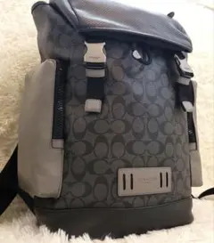 COACH シグネチャー バックパック リュックのサムネイル