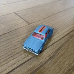 コーギージュニア　WHIZZ WHEELS フォード　エスコートのサムネイル