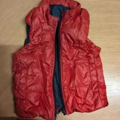 赤いキルティングベビーベスト
