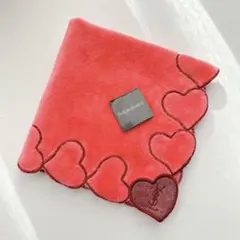 イヴ・サンローラン　ペンケース&タオルハンカチ　ピンク　ギフト イヴ・サンローラン ペンケース&タオルハンカチ ピンク ギフト - メルカリ