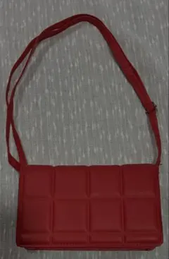 ショルダーバッグ　海外製品です！傷や汚れ気になる縫製は、写真をご確認下さい！