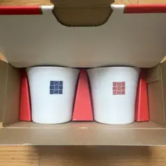 ユニクロ　2024年末祭ノベルティ　湯呑み２個セット