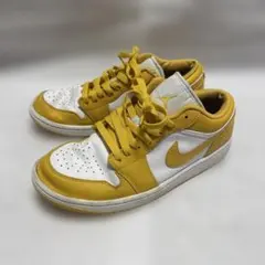 NIKE AIR JORDAN 1 スニーカー ホワイト/イエロー