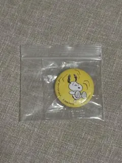 くら寿司 PEANUTS オリジナル缶バッジ スヌーピーのサムネイル