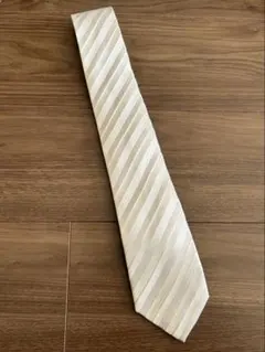 THE SUIT COMPANY 白ネクタイ