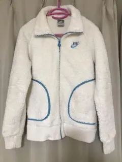 人気商品、NIKE、モコモコ、ボアジャケット、Mサイズ