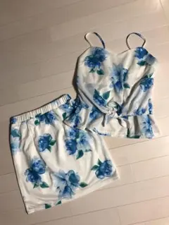 リエンダ　フラワーキャミトップ&シアータイトスカートセット
