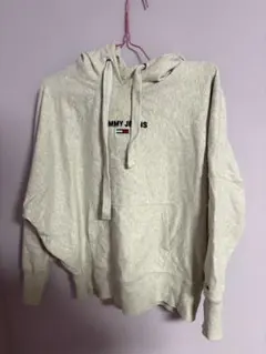 TOMMY JEANS パーカー グレー値下げ交渉可能のサムネイル