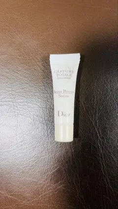 新品 Dior カプチュールトータルセルENGYスーパーセラム 3ml サンプルのサムネイル