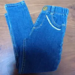 Item thumbnail for item e8223655-3a2d-4174-a4cf-9d1971d64bfa