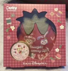 ディズニー　ダッフィー　ハートフェルトストロベリーギフト　ハンドクリーム　巾着