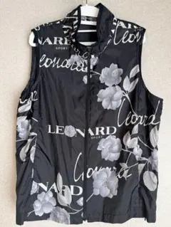 【美品】レオナール ジレ ベスト 花柄 リボン ネイビー マルチカラー L 美品】レオナール ジレ ベスト 花柄 リボン ネイビー マルチカラー L