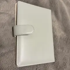 ホワイト　A5システム手帳