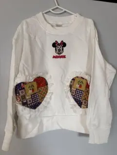 ミニー刺繍ホワイトトレーナー　バースデイ　futafuta ディズニー