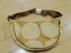 極美品★ユニクロのマリメッココラボ　ラウンドミニショルダーバッグ★ベージュ