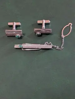 【銀製silver】ネクタイピンとカフス＋天然エメラルド(仮)11.18g!!
