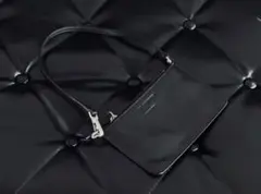 【値下げ中】 JILSANDER NAVYヴィンテージのサムネイル