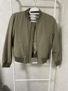 Item thumbnail for item 715015bb-b663-48a1-b1cd-918d885d0f83