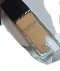 Dior Forever Skin Glow リキッドファンデーション