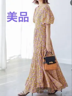 美品】JUSGLITTYノースリーブボウタイプリーツワンピース - メルカリ