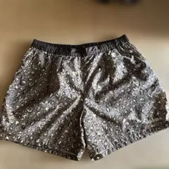 アディダス　レオパード柄パンツLのサムネイル