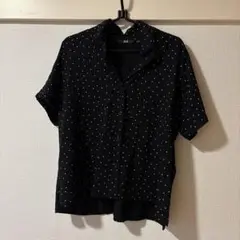 UNIQLO 黒ドット柄 半袖シャツ Mサイズ