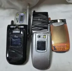 折りたたみ式携帯電話 4台セット ジャンク - メルカリ