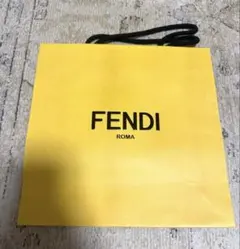 FENDI イエローショップ袋