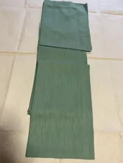 緑色 地模様　正絹着物　 お値下げしました