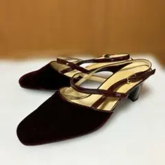 バーガンディ ポインテッドトゥ サンダル