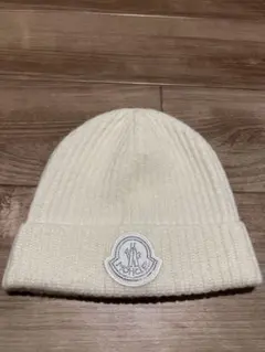 【新品未使用】MONCLER モンクレール ニット帽 白色 新品 MONCLER ホワイト ニット帽 モンクレール ニットキャップ 大人
